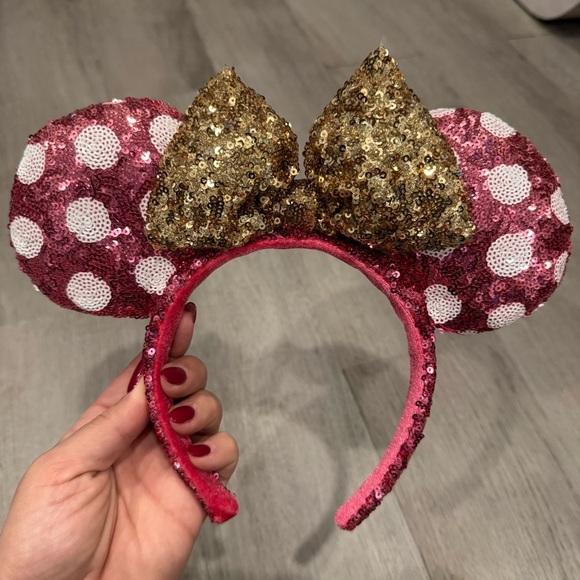 Disney Minnie Mouse Ears Pink Polka Dot Gold Bow 2021 Sequin Headband EUC - Picture 3 of 3